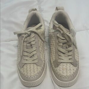 Dolce Vita woven sneakers size 7